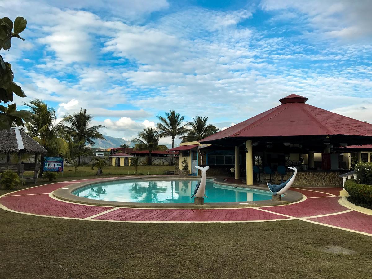 Subic Waterfront Resort And Hotel Esterno foto
